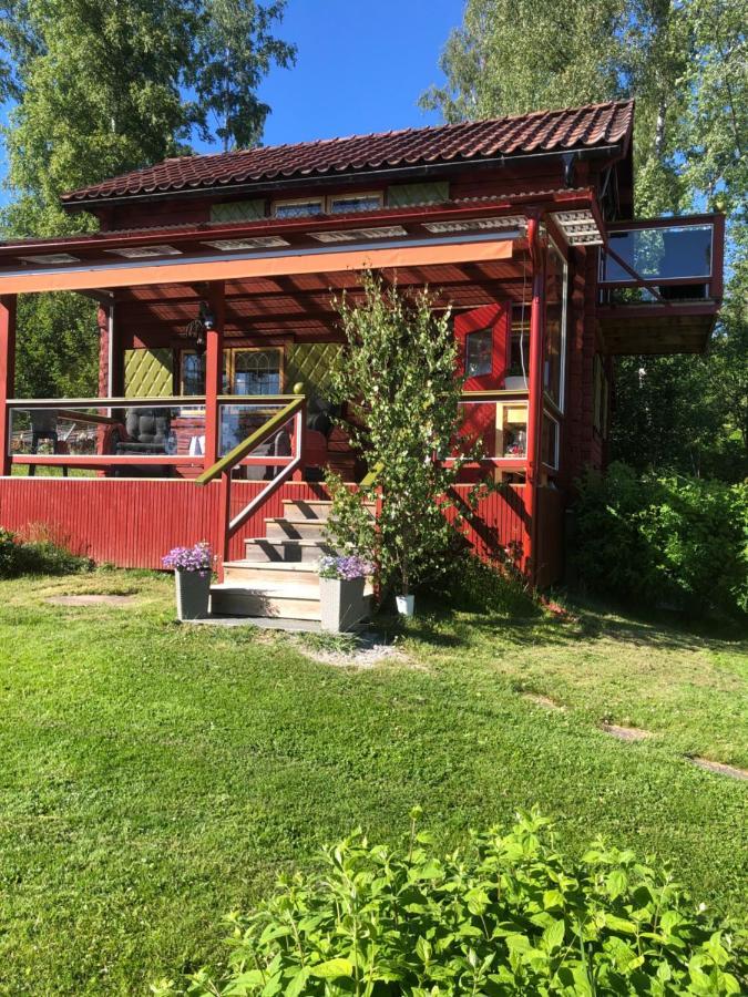Mysigt Boende I Raettvik Med Utsikt Oever Siljan Exterior foto