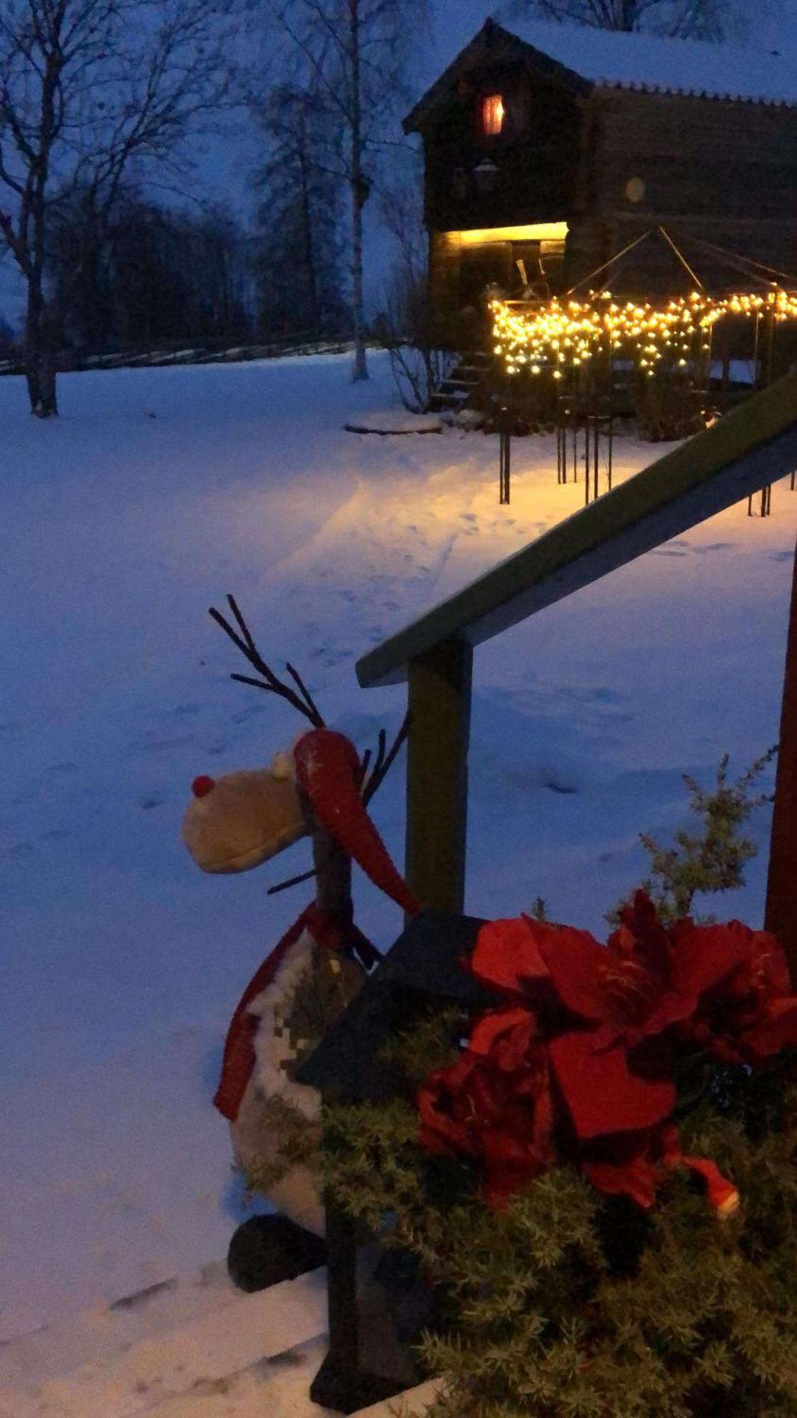 Mysigt Boende I Raettvik Med Utsikt Oever Siljan Exterior foto