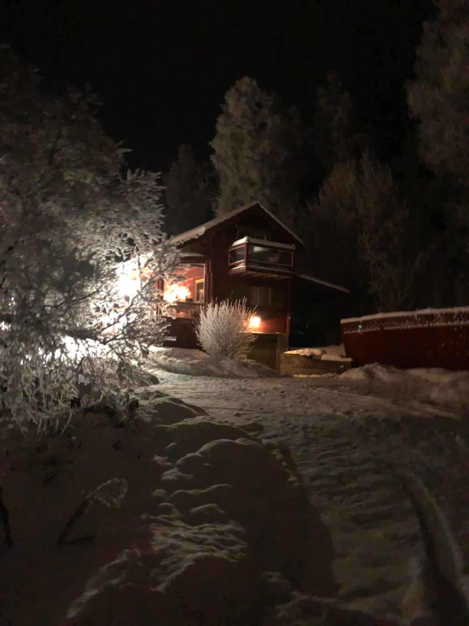 Mysigt Boende I Raettvik Med Utsikt Oever Siljan Exterior foto